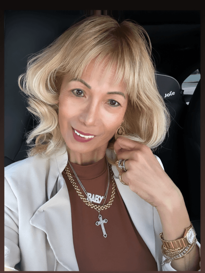 Soft Layered Blonde Bob