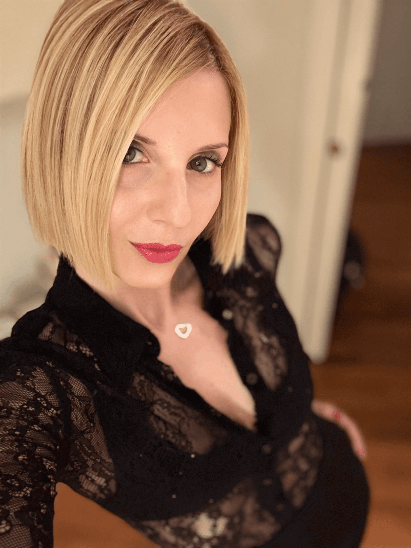 chic soft textured bob