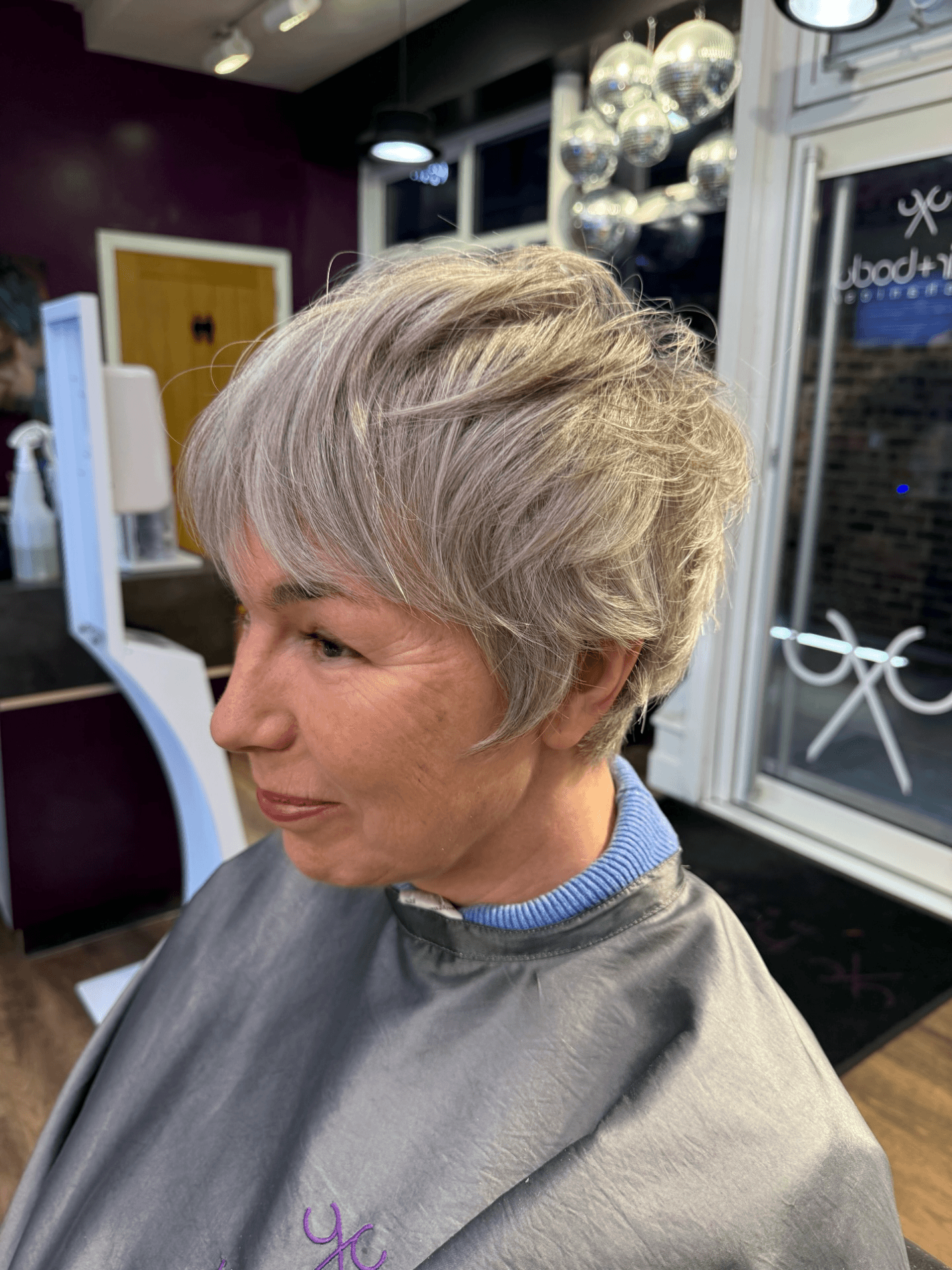 Silver Feathered Face Frame